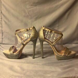 Vince Camuto ladies dress shoes is studded with small rhinestones in silver